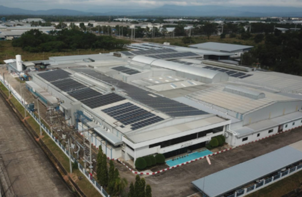  ภาพโครงการขยายการติดตั้ง Solar Roof เพื่อผลิตไฟฟ้าจากพลังงานแสงอาทิตย์ ของบริษัท พี.เอม.ฟูด จำกัด